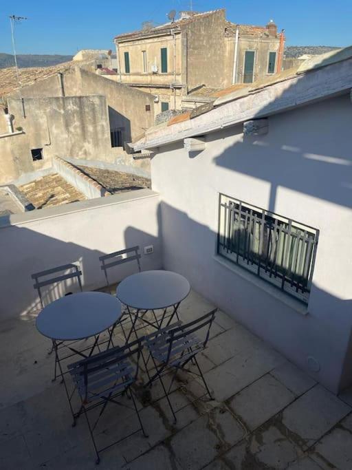 Case Mazzini - Sallicano Noto Exteriör bild